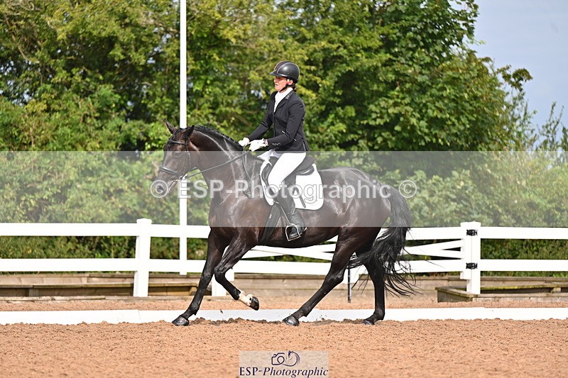 240817A-101112-07685 - 142-Elaine.Cleverdon-Pagante