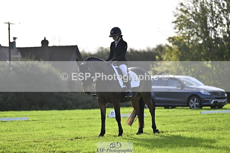 241025-101627-05732 - 358-Jessica.Meyer-LACKAGHMORE.VANDANGO