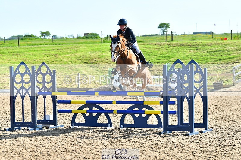 230527A-090317-02875 - Cls 13 Snr 1.05m + 1.10m Open