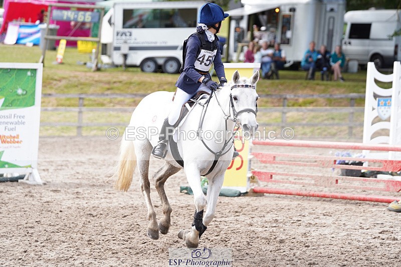 240824X-143734-28350 - 80cm Round 1 14.00 to 15.30