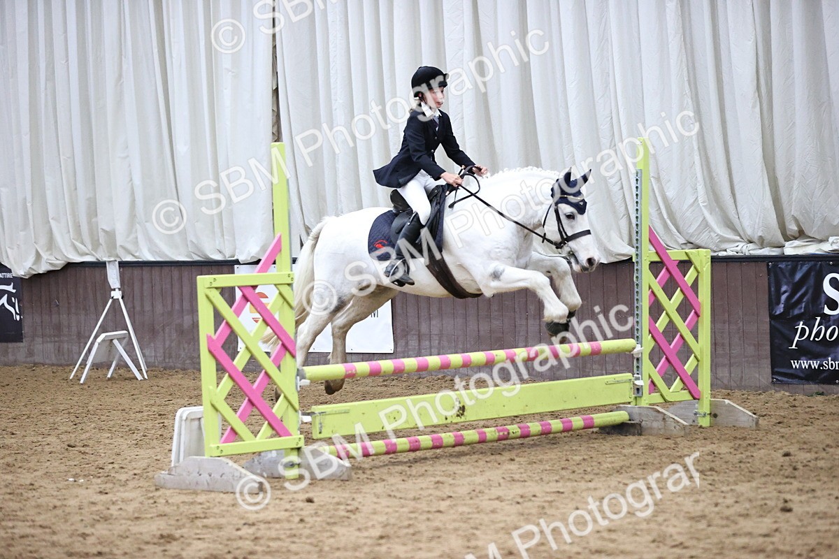 SBM_001414 - Class 5 - Henlow Veterinary Hospital 70cm