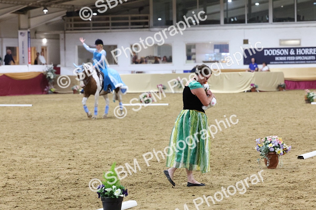 SBM_09816 - Class 52 Strictly Fancy Dress-Age