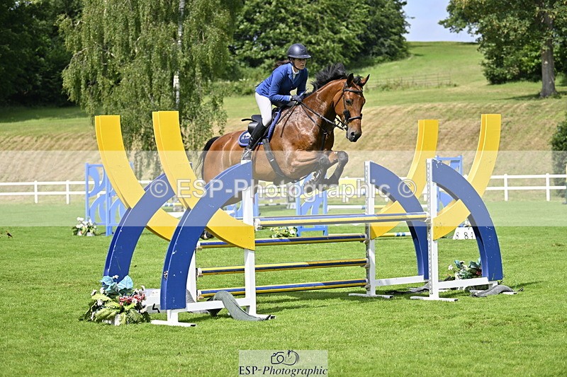 250613A-103954-00527 - Cls 1 Snr Newcomers and 1.10m Open