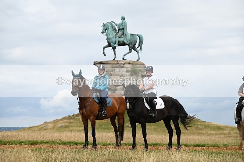 DSC_5970 - Time at Statue 12:17 to 12:44