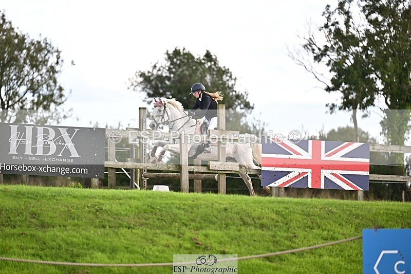 250921-152912-04001 - Cls 21 Pony 90cm Derby