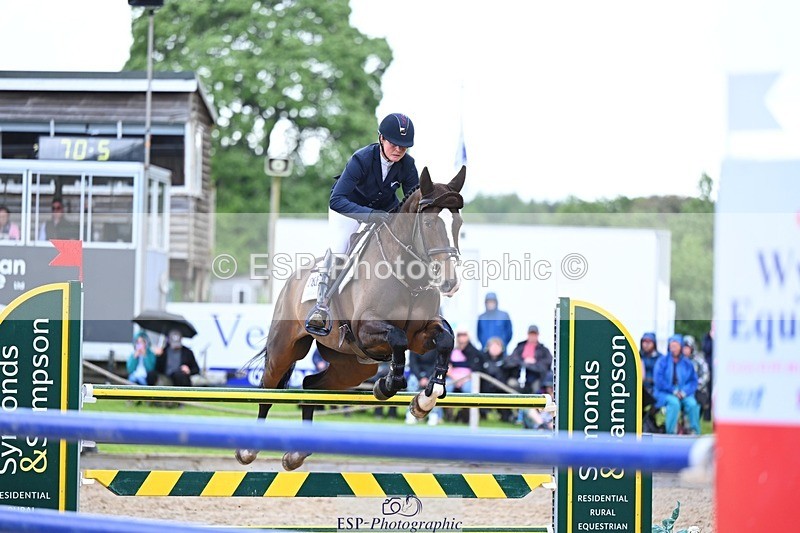 240526-104156-20121 - 375-DASSETT_ARTHALENT-Piggy_March