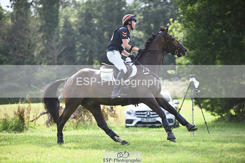 240804-161524-18549 - 611-Max_Forster-FLO_CORMINT