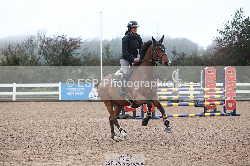 231112A-140818-04816 - Cls 20 Newcomers & 1.10m Open