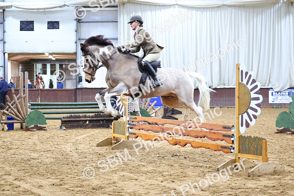 SBM_003489 - Class 37 - 80cm Training Stakes