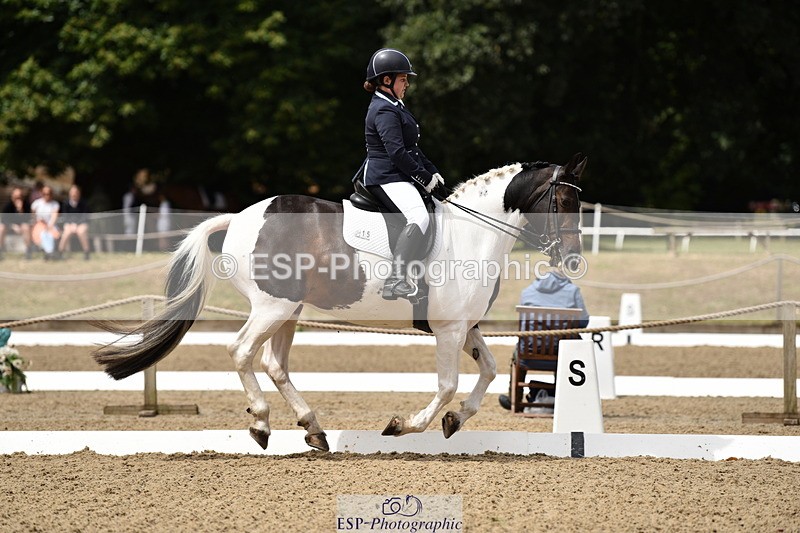 140110A-005754-10788 - 015-Lauren.Picknett-Bonnie.V