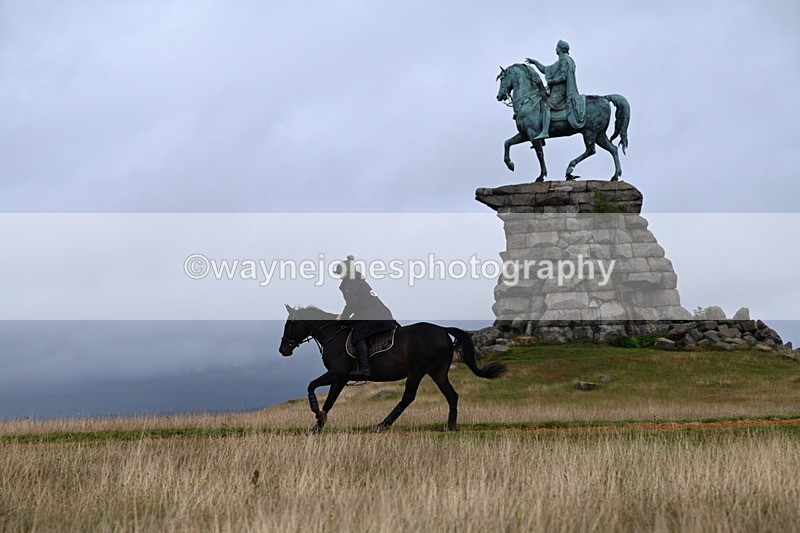 DSC_2745 - Time at Statue 12:34 to 12:56
