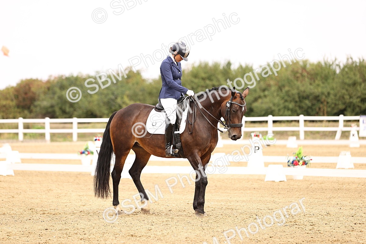 SBM_012833 - Class 2 - Advanced Medium 5 - 10.35-11.55