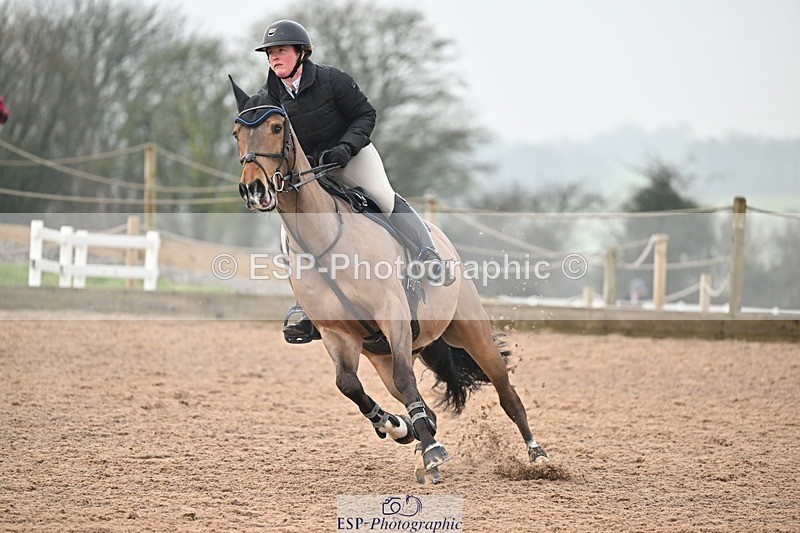250122-142905-00652 - Cls 6 Foxhunter and 1.20m