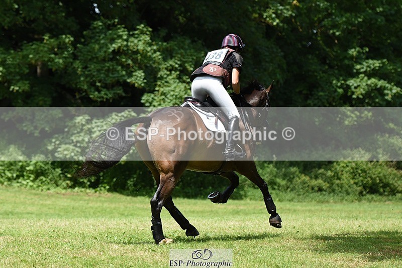 230528-123600-16390 - 438-IRISH_TRUMP-Sarah_Bullimore-XC