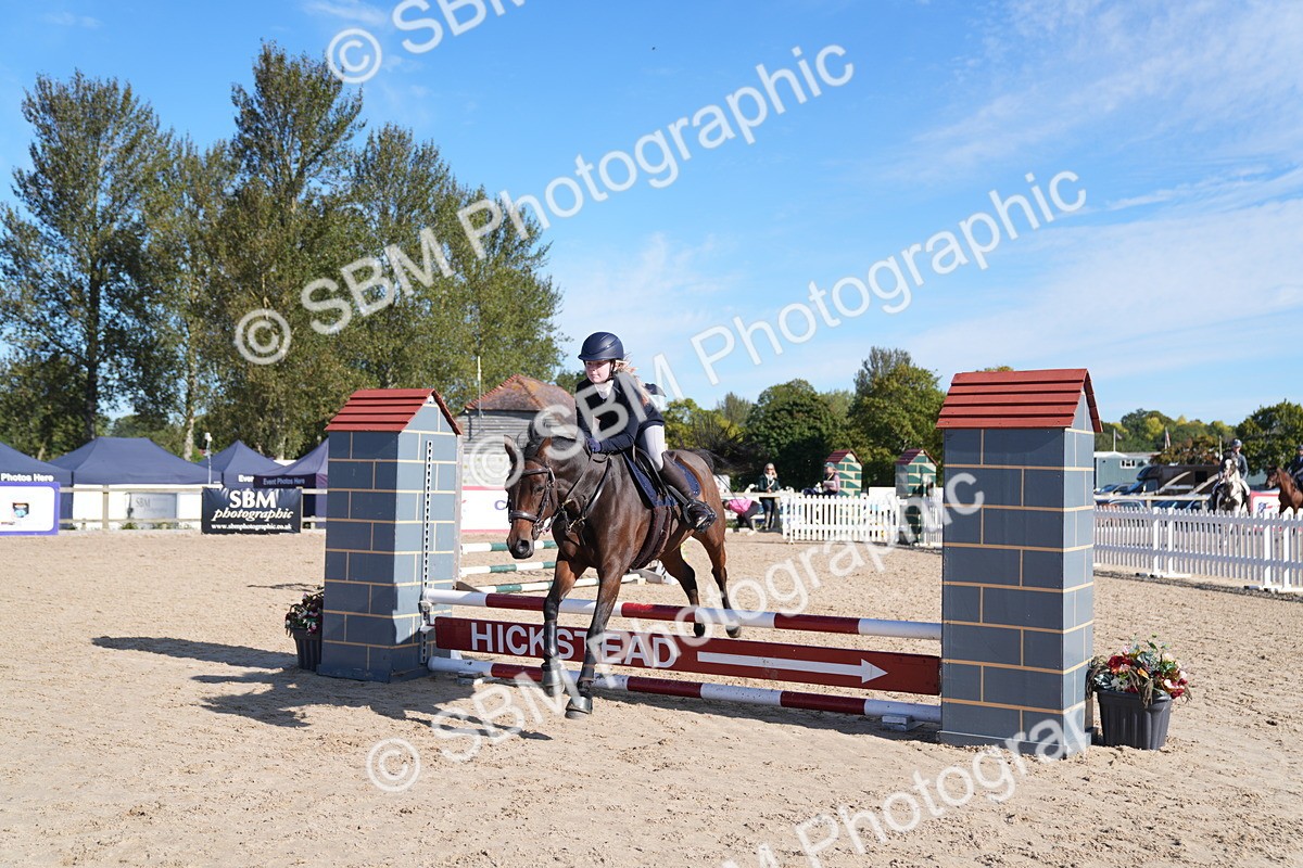 SBM_17630 - J58 - Clear Round 60cm