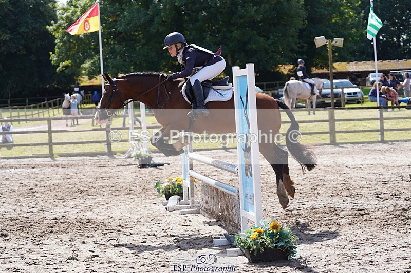 240824X-125920-27414 - 80cm Round 1 13.00 to 14.00