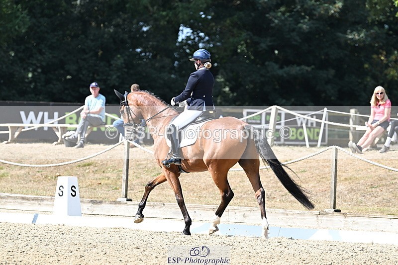 250810A-110437-05696 - 071-Abbie.NewburySeagry.Viceroy