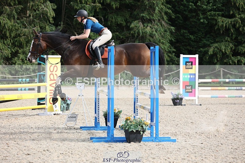 230908-153127-02522 - Cls 8 Snr 1.05m Open