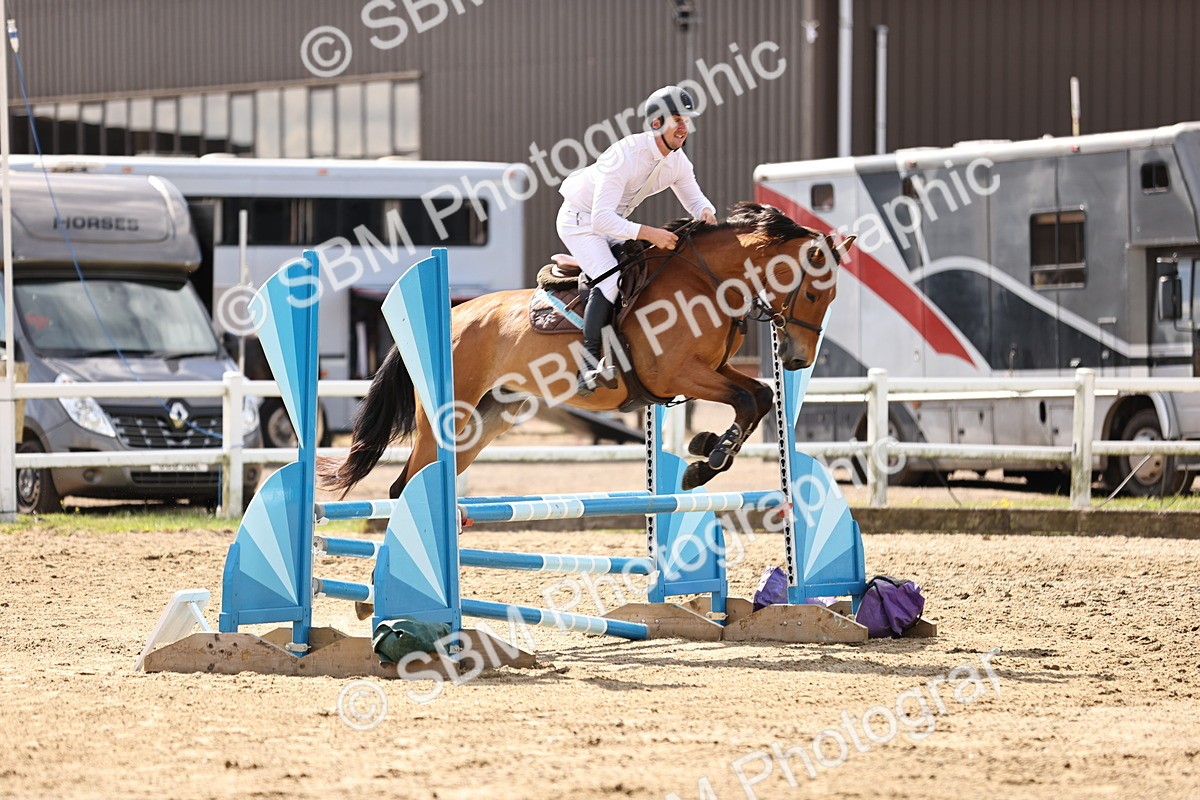 SBM_001921 - Class 8 - Clear Round