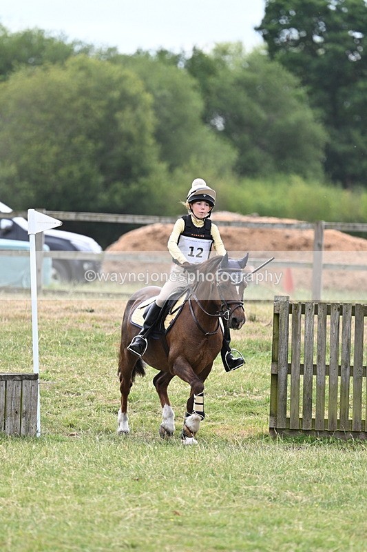 WJ7_4918 - 60cm XC Time 09:58 to 10:16