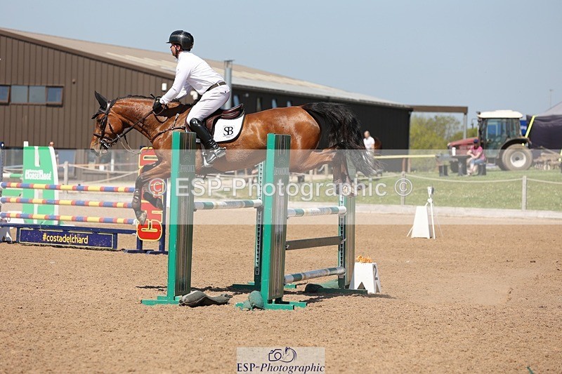 250430-131955-00785 - Cls 4 Newcomers and 1.10m Open