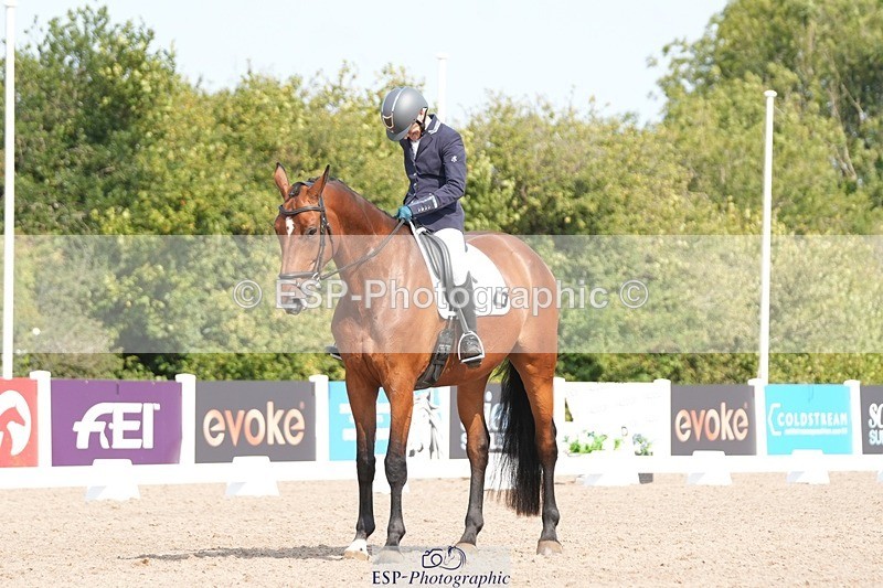 250817-105000-08178 - 107-Jo.RetallackDelgardo.Z