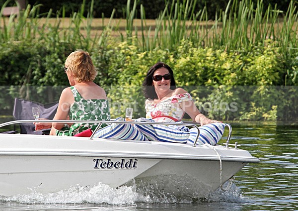 100702 TEBELDI IMG_0380 - HENLEY REGATTA - FRIDAY 2nd JULY 2010