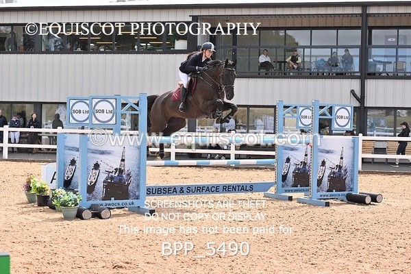 BPP_5490 - CLASS 8 THURS HOYS GFS Saddles Senior Newcomers Second Round