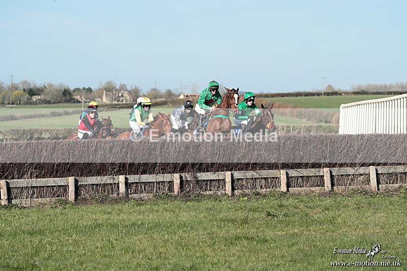 PtP 210326 739 - VWH Cirencester Races 21/03/26