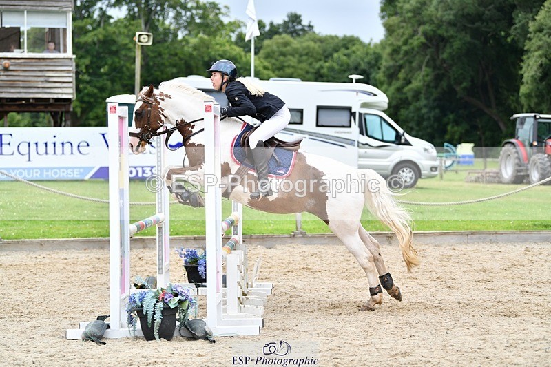 240712-115236-33107 - Cls 137 British Novice and 90cm Open