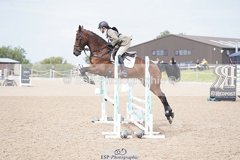 240831A-130828-03215 - 278-Georgina.Ewell-BUSY.DAY