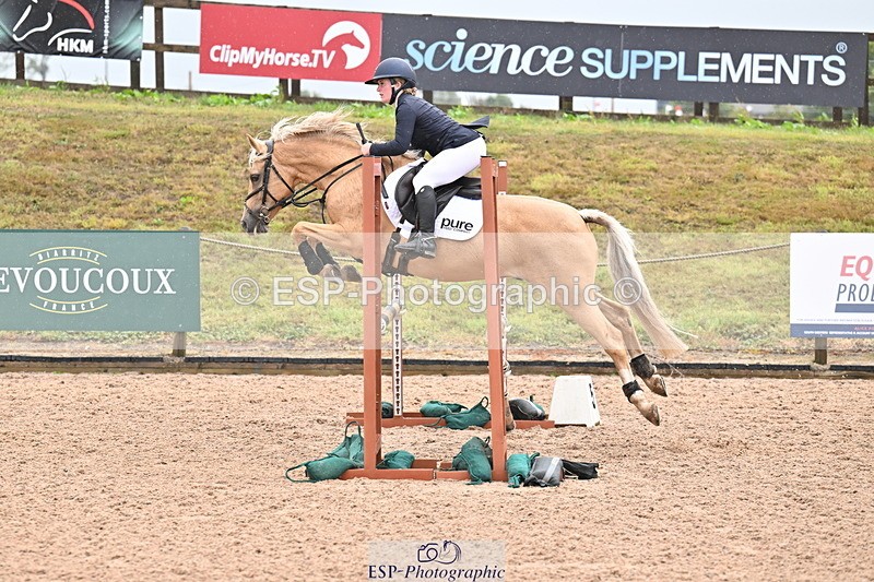 250827B-105219-00174 - Clear Round & Cls 1 Brit Nov 90cm