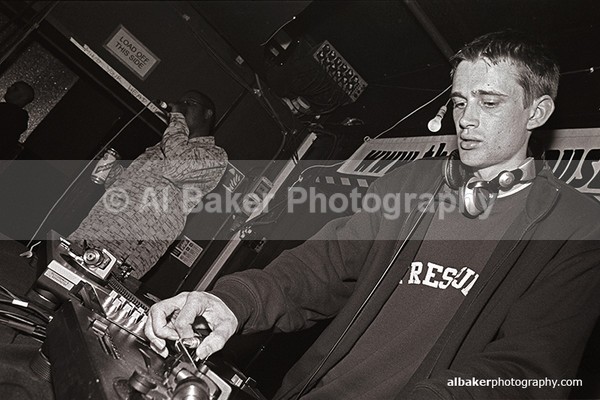 20 - Friends-&-Family @ the-roadhouse 19.04.03