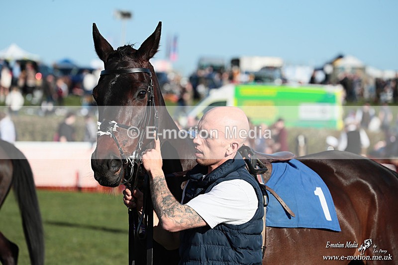 PtP 210326 918 - VWH Cirencester Races 21/03/26