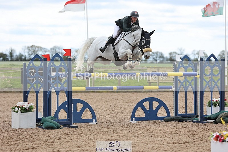 240419A-125311-07504 - Cls 6, 2 Star Medium Tour 1.35m