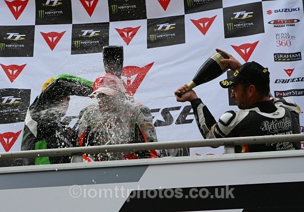  - Senior Race - TT 2010