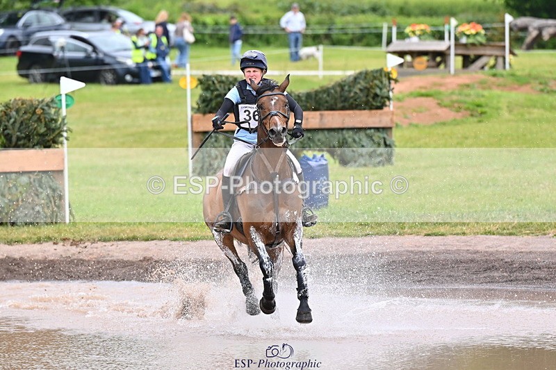 250524A-132214-10872 - B-368-Katey.Cuthbertson-PROSECCO