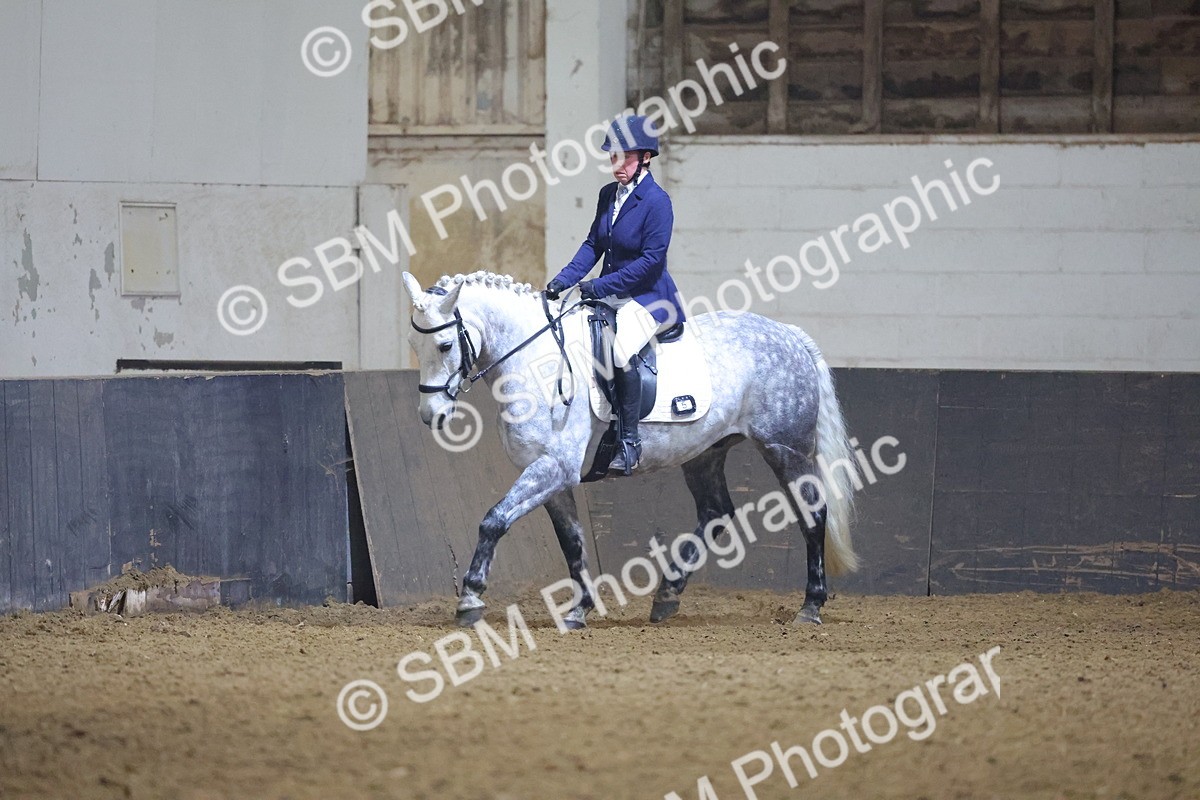 SBM_003049 - Class 9-10 - MQ U21 Open Novice 1