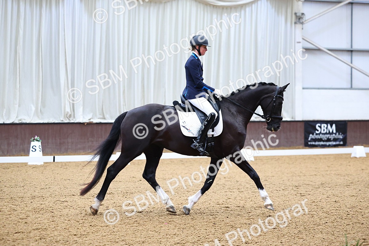 SBM_006071 - Class 5 - Novice 6 - 10.47-11.43