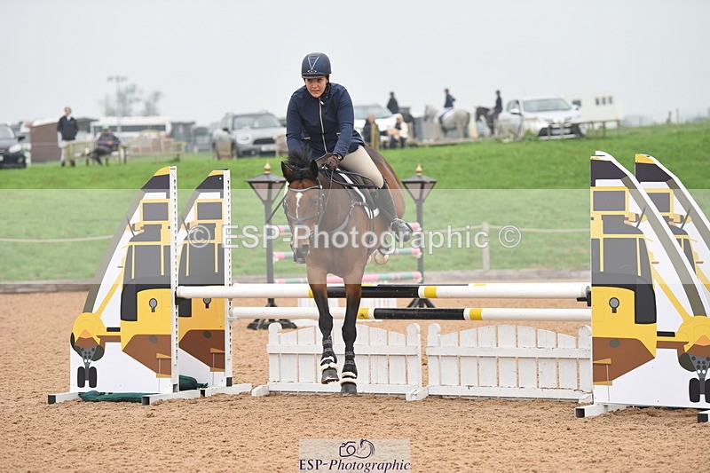 230916A-160204-05472 - Cls 18 Snr 95cm Derby