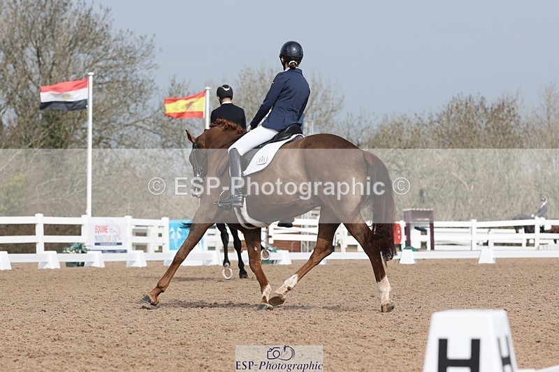 250404-112008-04925 - 093+097-Jennifer.Charleston+Gijs.Van.Vooren