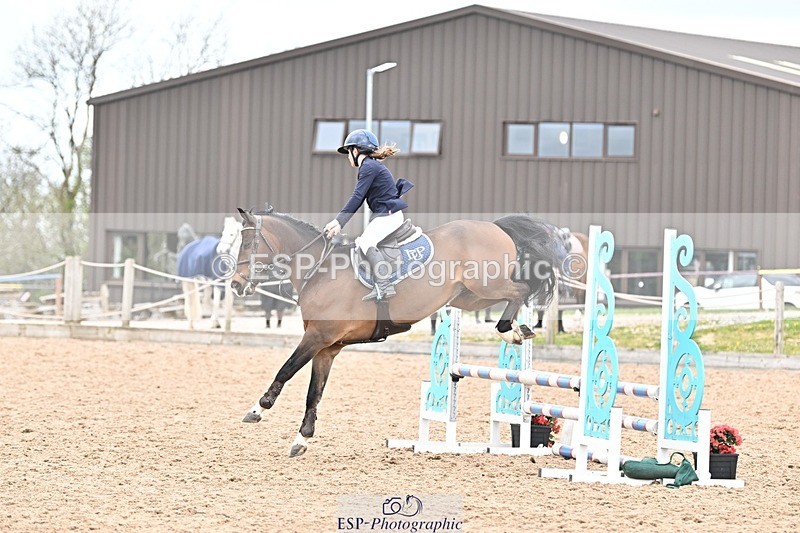 250414-104859-00249 - 80cm Round 1