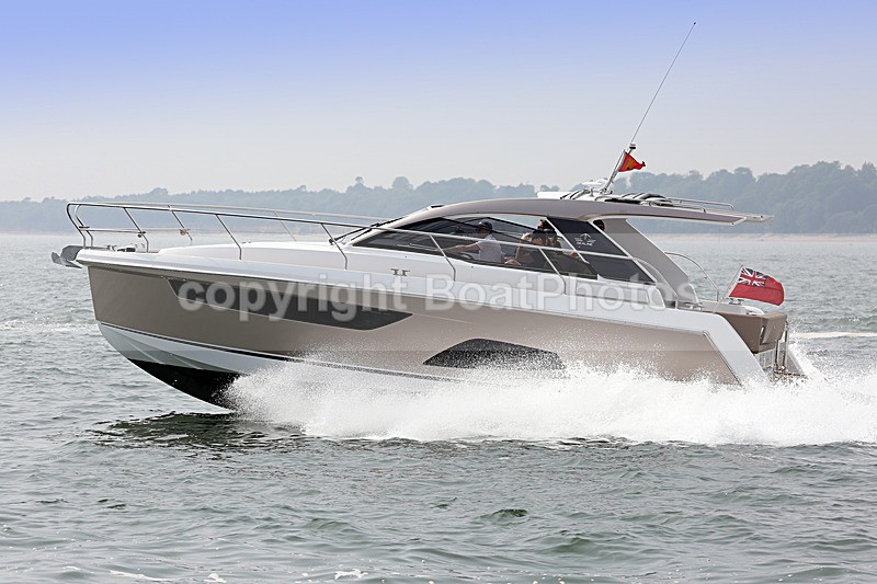160528 HOT SHOT - SEALINE S330 Y92A6961 - 160528 HOT SHOT - SEALINE S330
