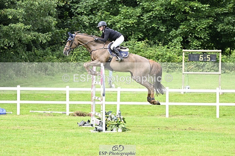240711-153552-28741 - Cls 118 Snr 1.45m GP Jump Off and Presentations