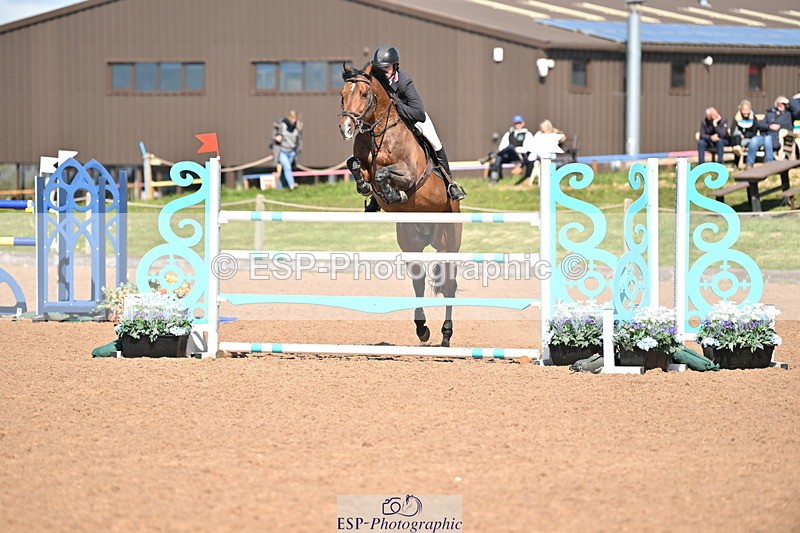 240418A-112046-02543 - Cls 5, 2 Star Medium Tour 1.35m