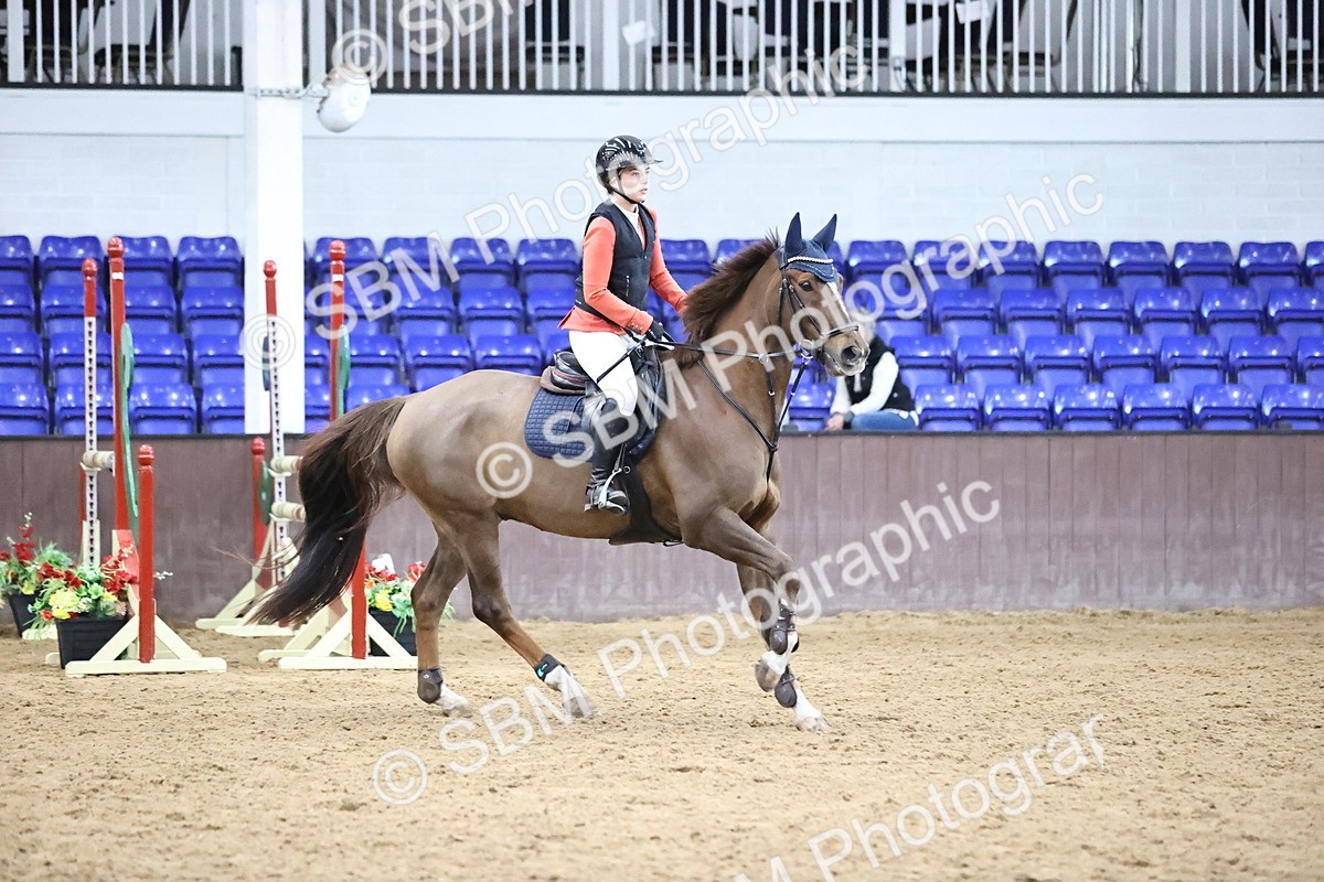 SBM_001795 - Class 4 - Senior Newcomers - 1.10m Open