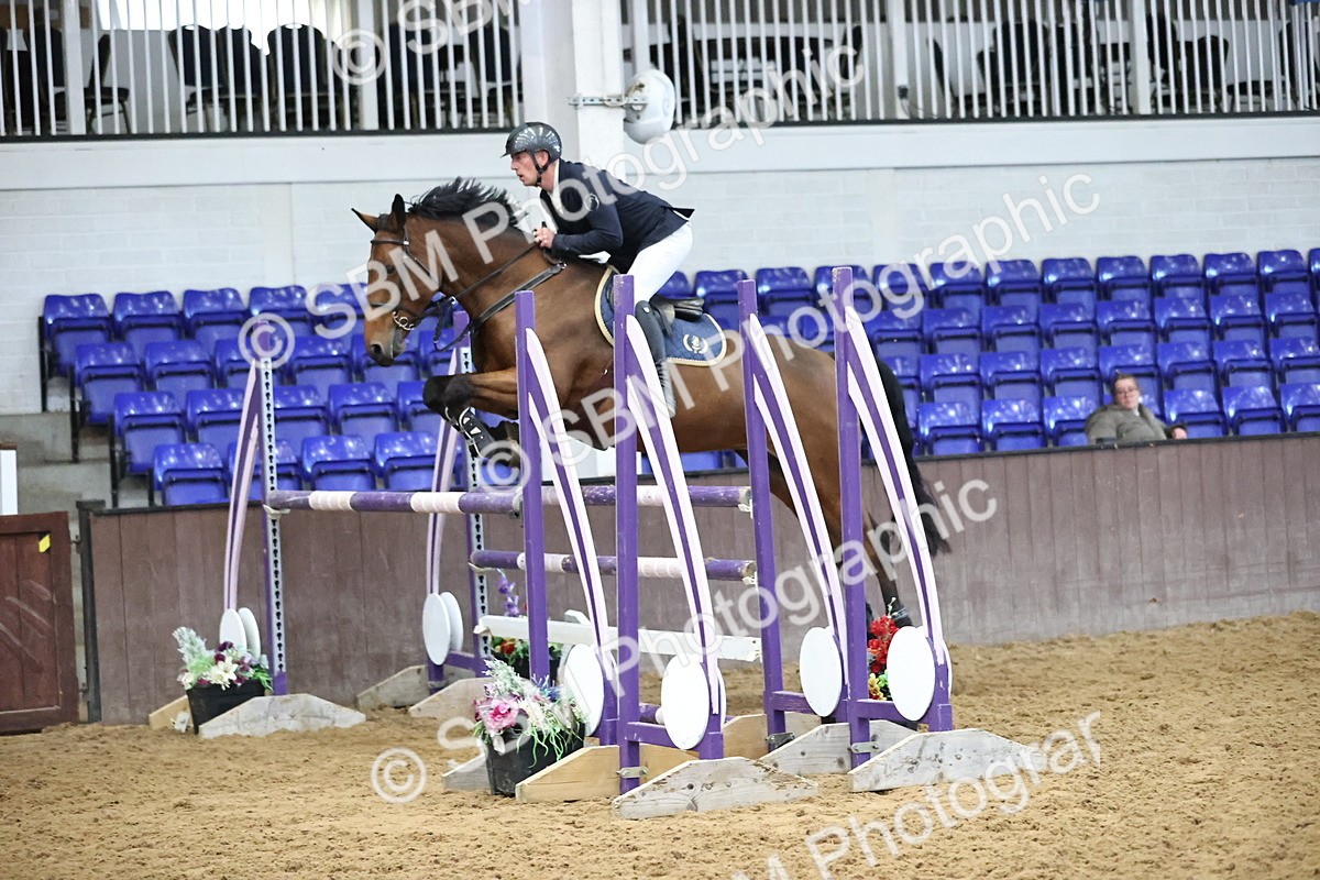 SBM_003904 - Class 12 - Senior Foxhunter 1.20m