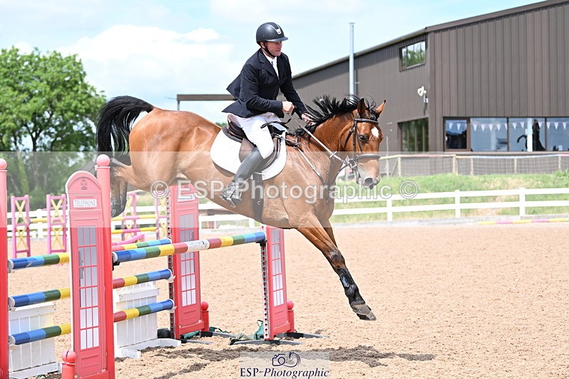 240619A-144410-00741 - Cls 4 Snr Newcomers and 1.10m Open