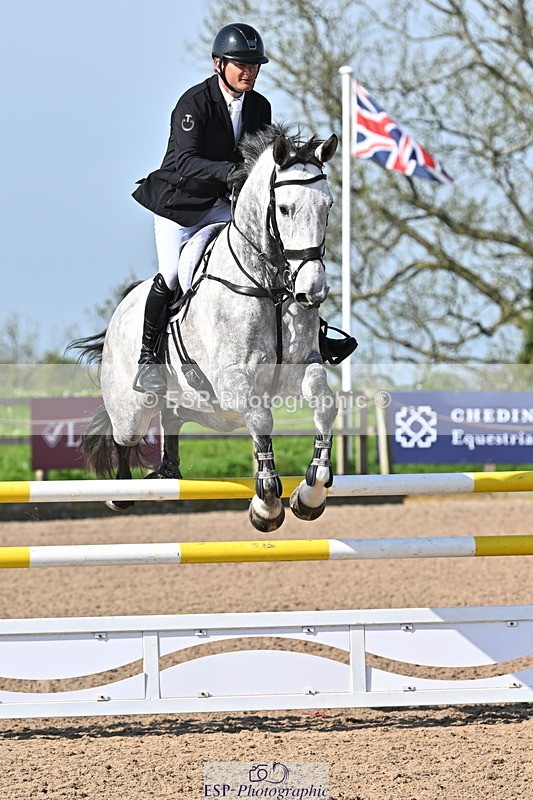 240509A-092537-00548 - Cls 8 Foxhunter