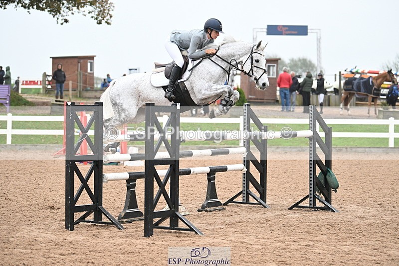 241102A-130251-04703 - SAT Cls 15 Foxhunter and 1.20m Open